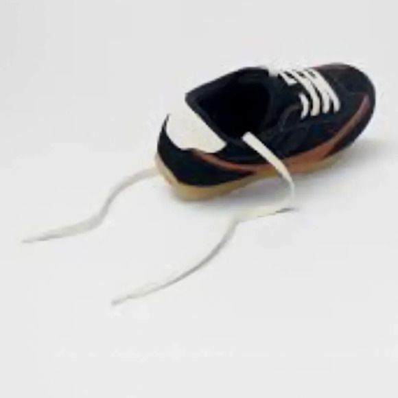 ZARA Kids | Black | RETRO LEATHER SNEAKERS - Picture 2 of 5